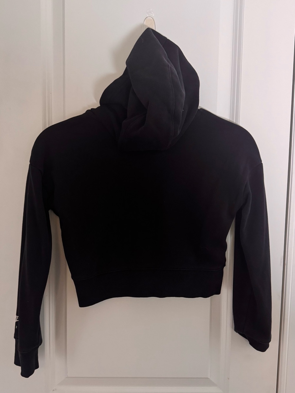 Nike Air Kids Cropped Hoodie Black Logo Pullover Sweatshirt S School Travel - Picture 4 of 10